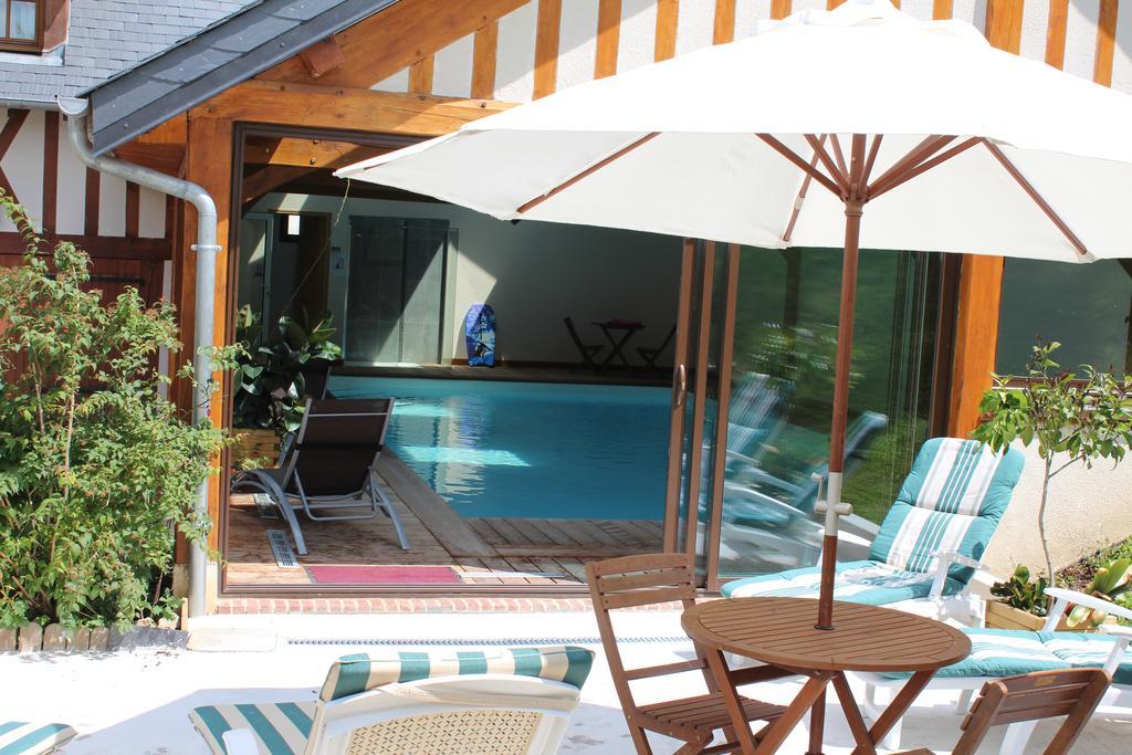 B&B Devalpierre Adult Only Glanville Kültér fotó